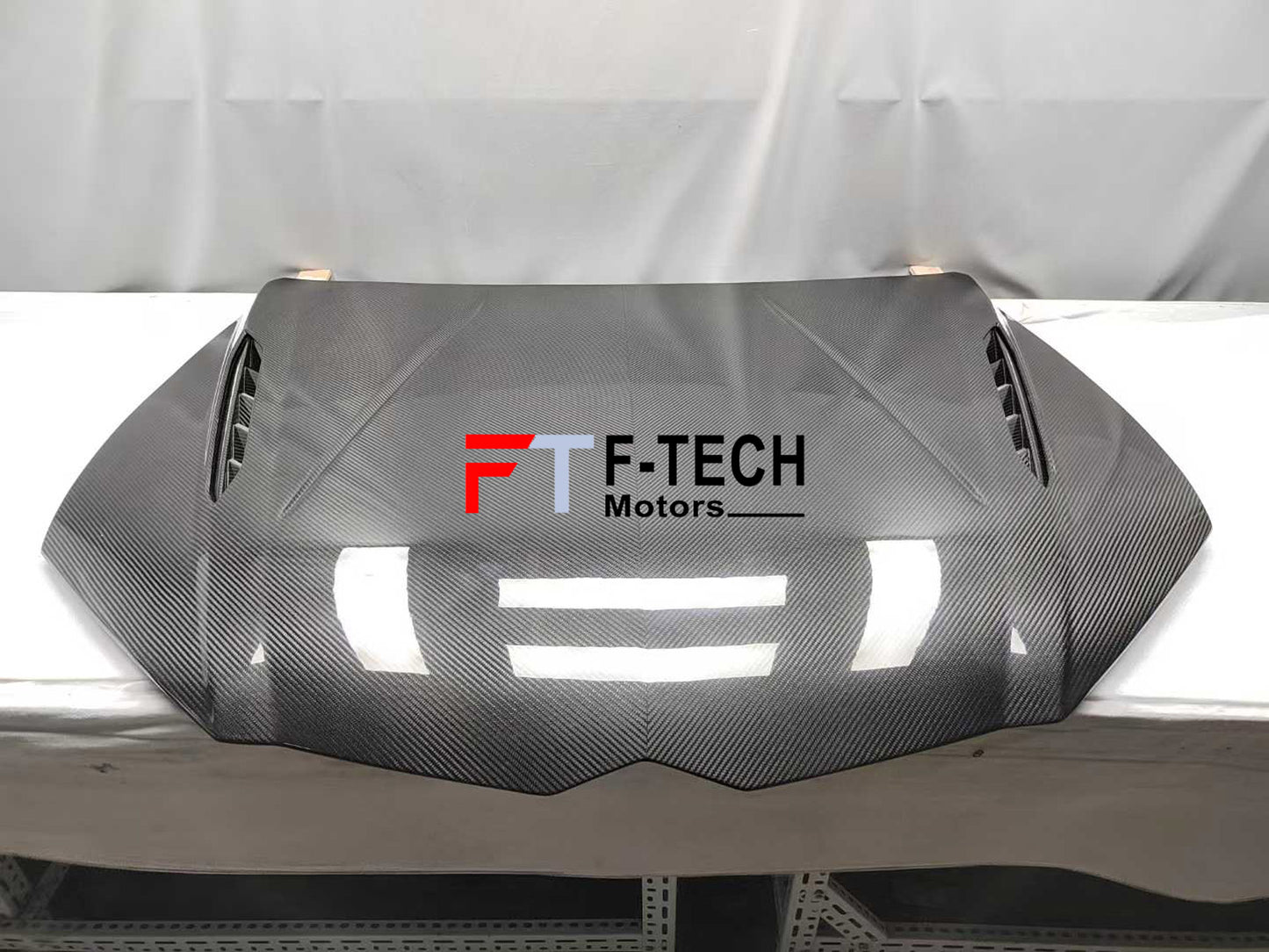 Dry Carbon Fiber Hood Bonnet for Lamborghini Urus 2018+ Performante Style