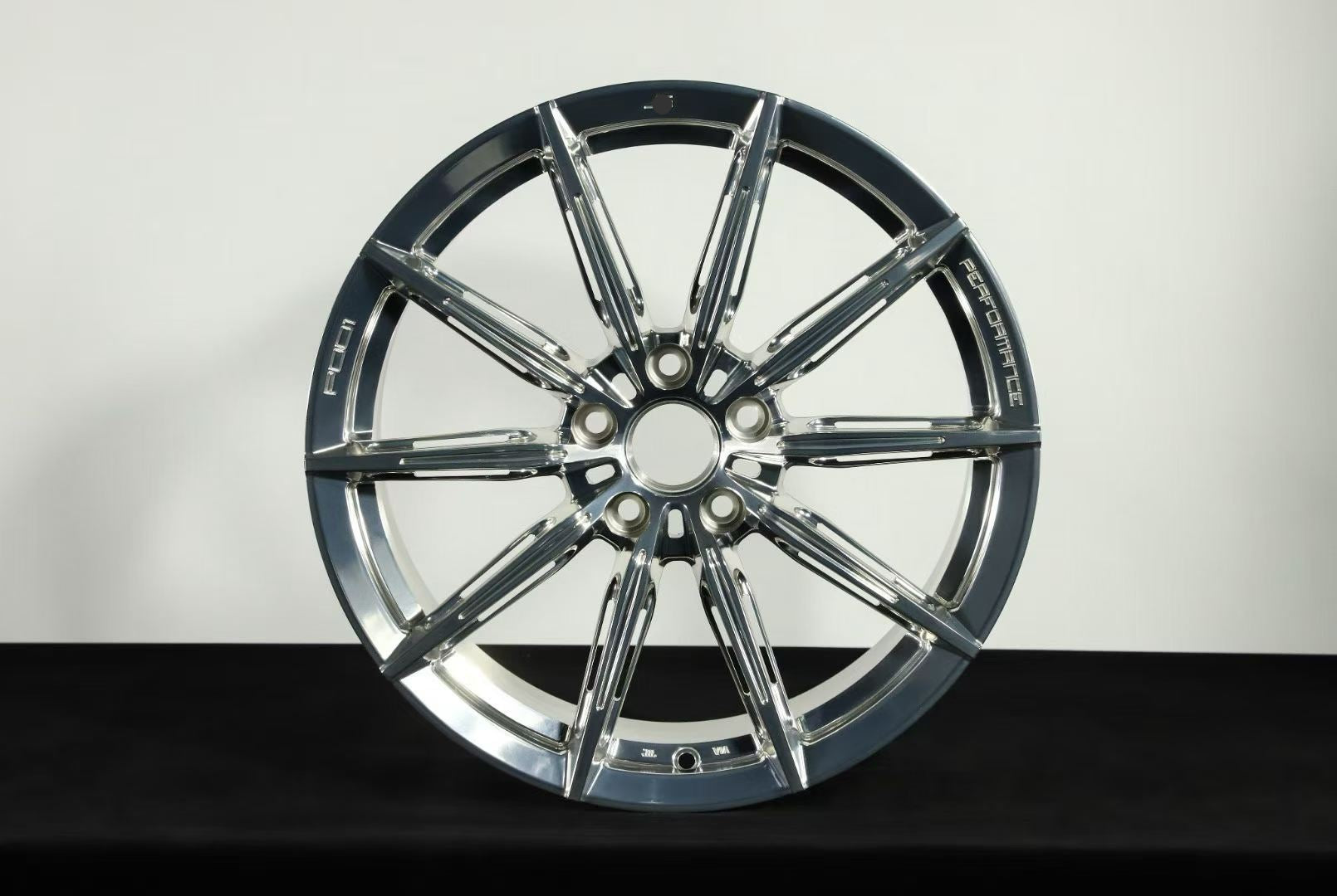 Porsche 718 Cayman Boxster T S GTS GT4 RS Spyder RS Forged Wheels Custom Rims 18-26 Inch (Copy)