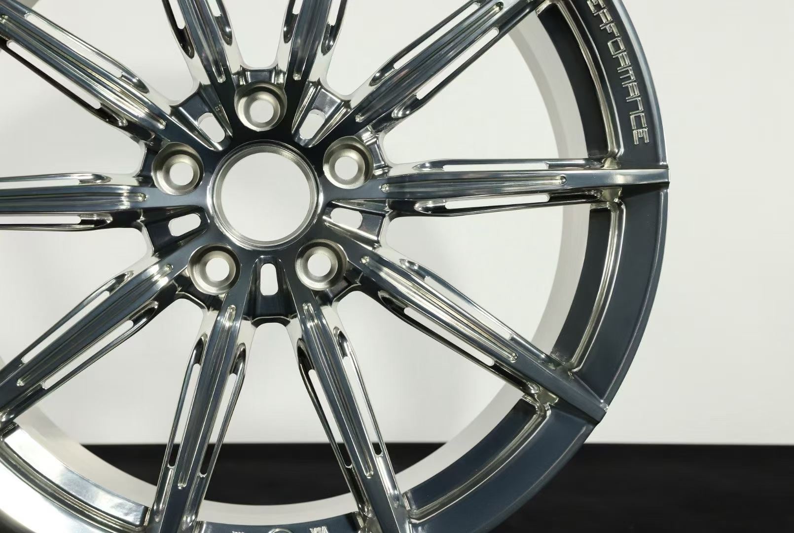 Porsche 718 Cayman Boxster T S GTS GT4 RS Spyder RS Forged Wheels Custom Rims 18-26 Inch (Copy)