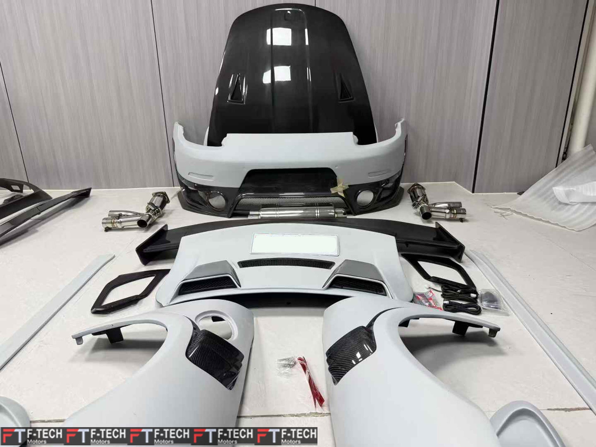 Dry Carbon Fiber GT2 RS Body Kit For Porsche 911 991.2 Carrera 4 S 4S 2015 - 2019