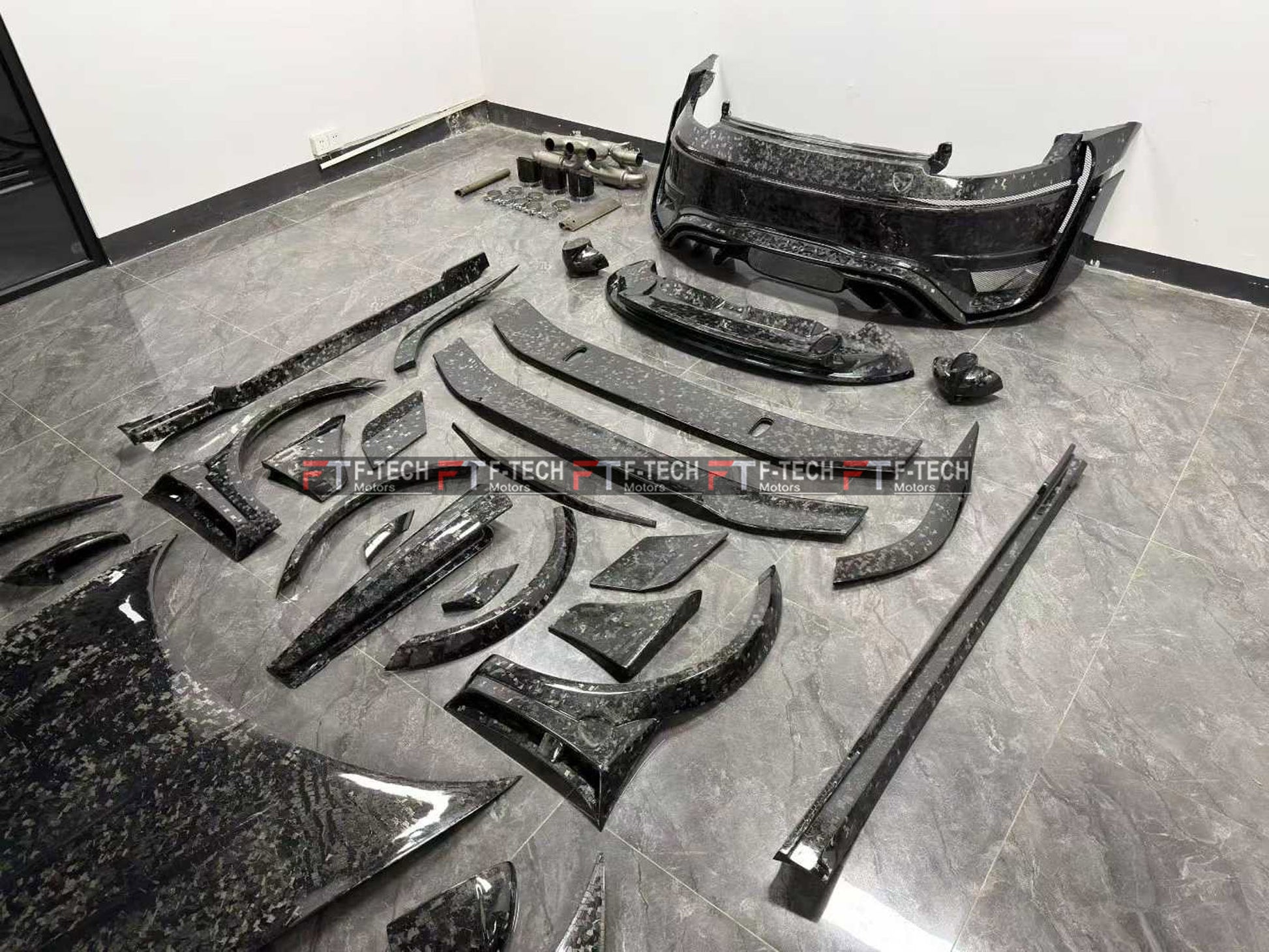 Forged Carbon Fiber Soft Body Kit For Porsche 911 992.1  Turbo S 2020 - 2023 Mansory P9LM EVO 90