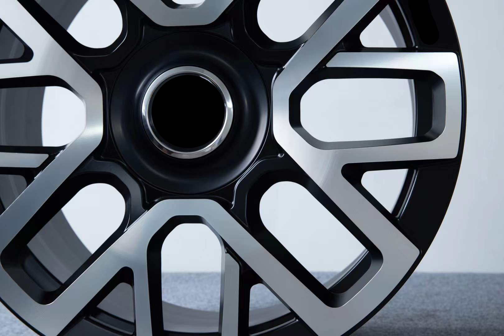 Monoblock Custom Forged Alloy Wheels Rims For Rolls Royce Cullinan Ghost Spectre Phantom Dawn Wraith