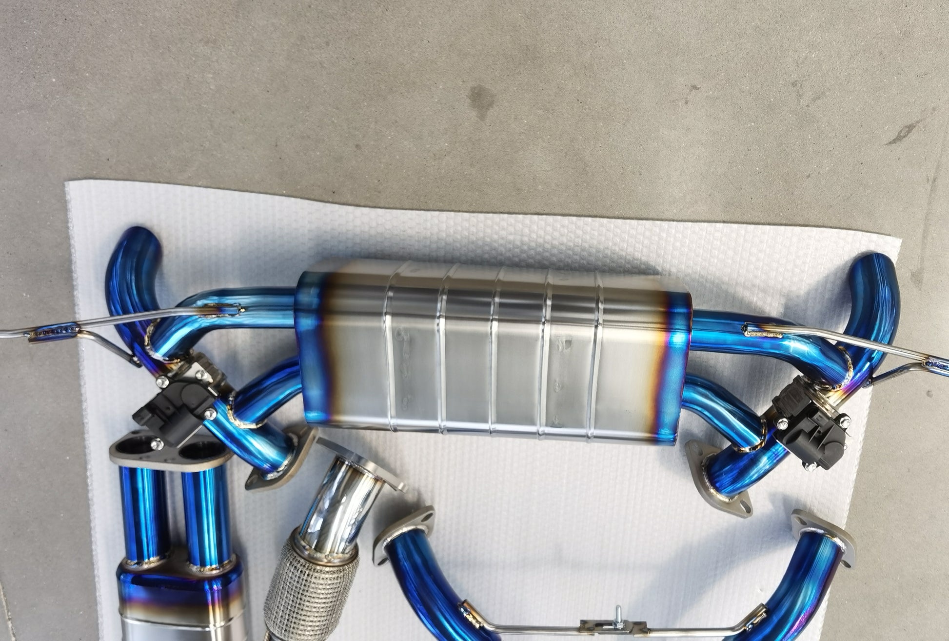 F Tech Motors Titanium Exhaust System for Land Rover Defender 110 L663 2020+