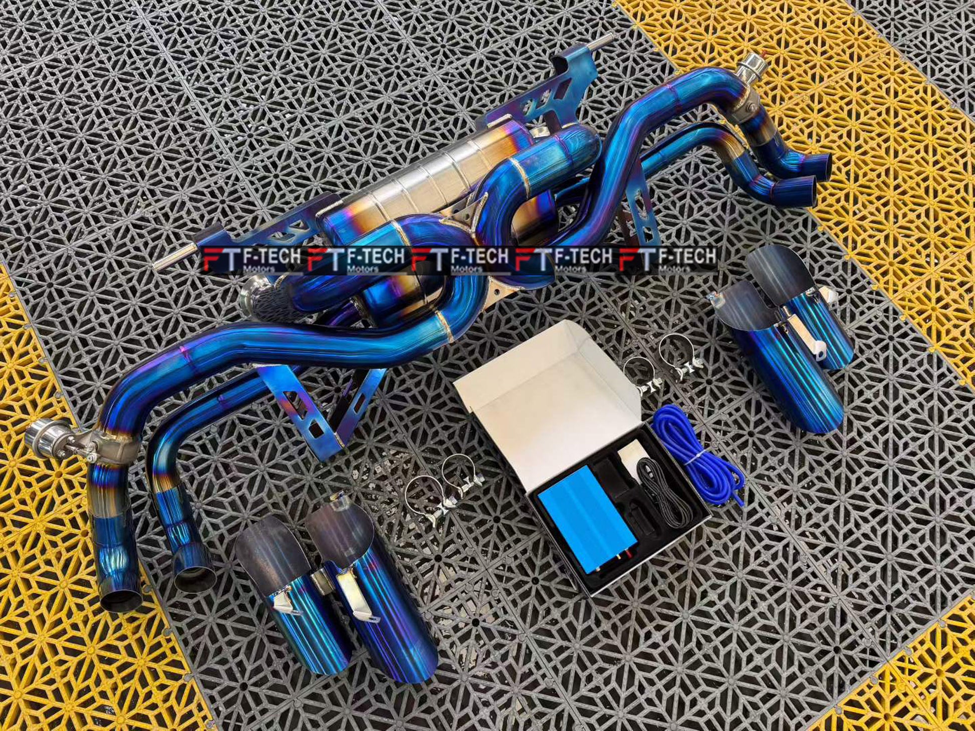 Titanium X Pipe Exhaust System For Lamborghini Huracan LP610 2014 - 2019