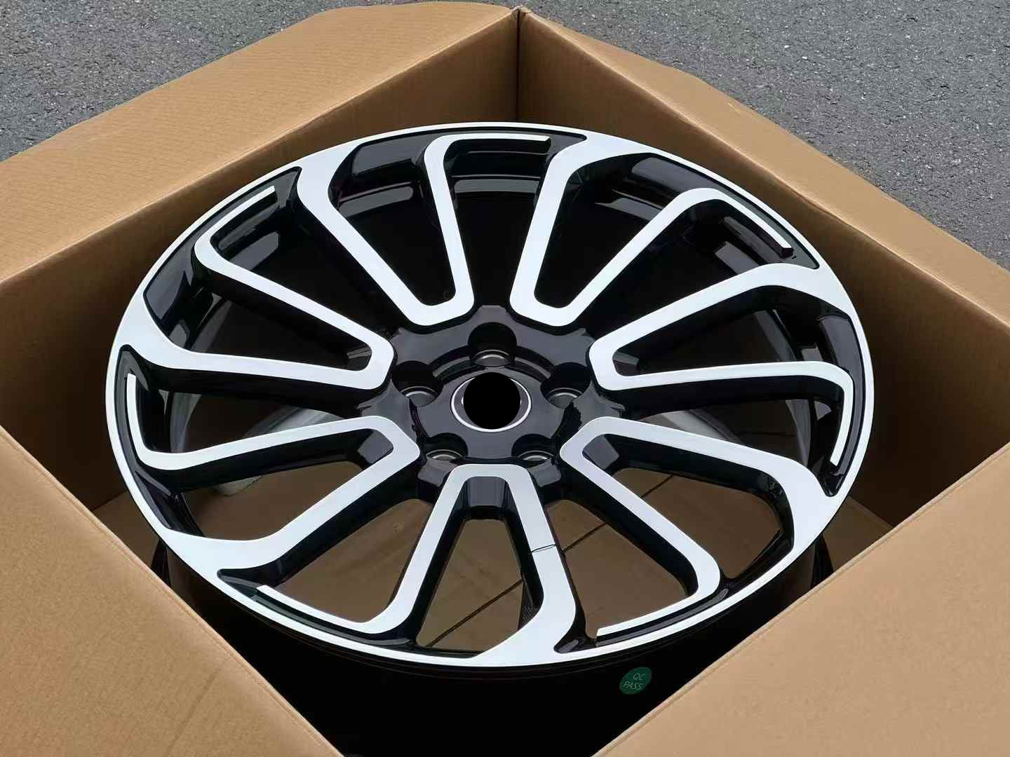 Forged Wheels OEM Look For Land Rover Range Rover Vogue Sport L460 L461 2023+ black macnhied face