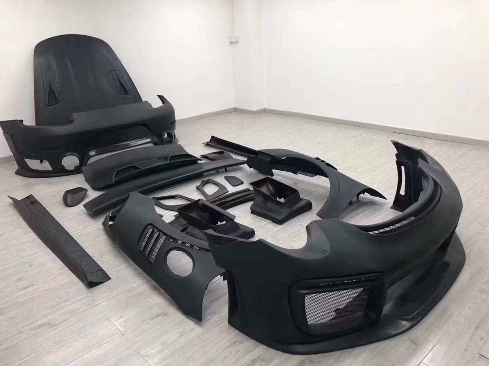 GT2 RS body kit for Porsche 911 991.2 Turbo 2015-2018