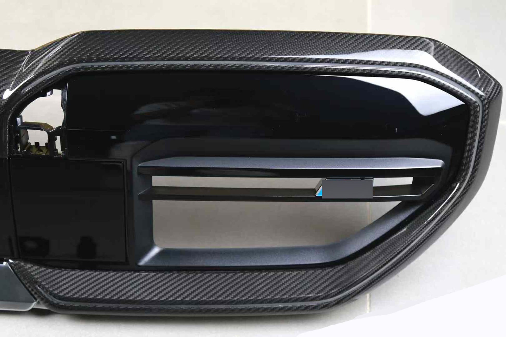 M60i style dry carbon fiber front grille for BMW 5 Series G60 G61 G68 2024+