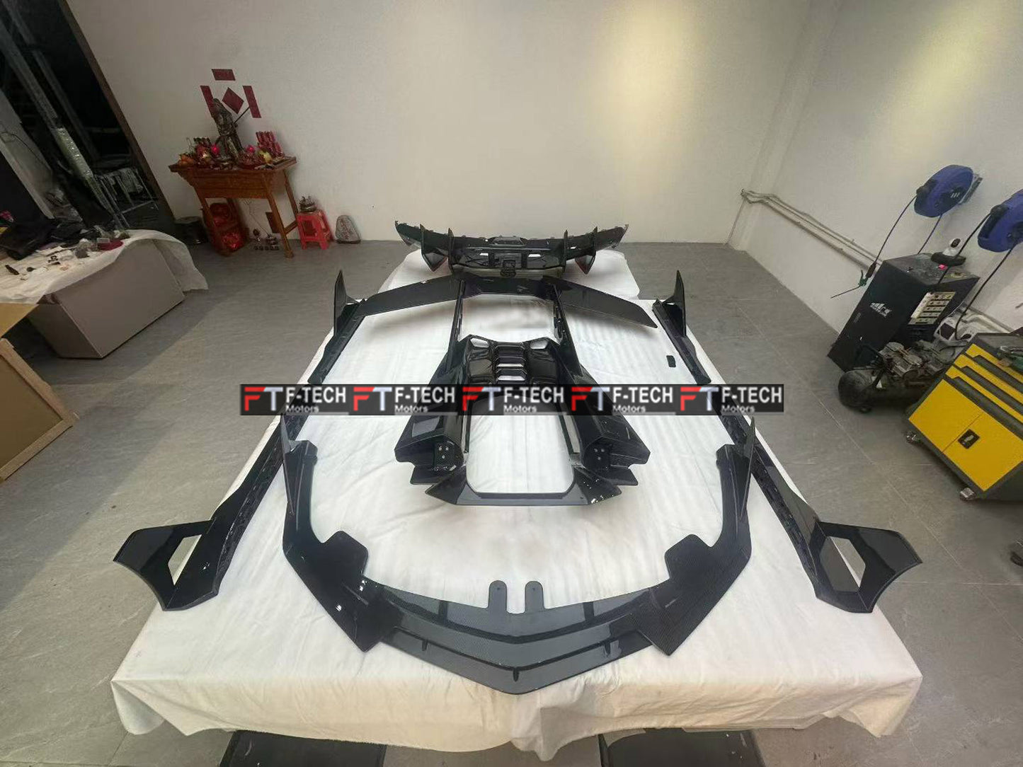 Dry Carbon Fiber Aero Body Kit for Lamborghini Revuelto (2024+) Duke