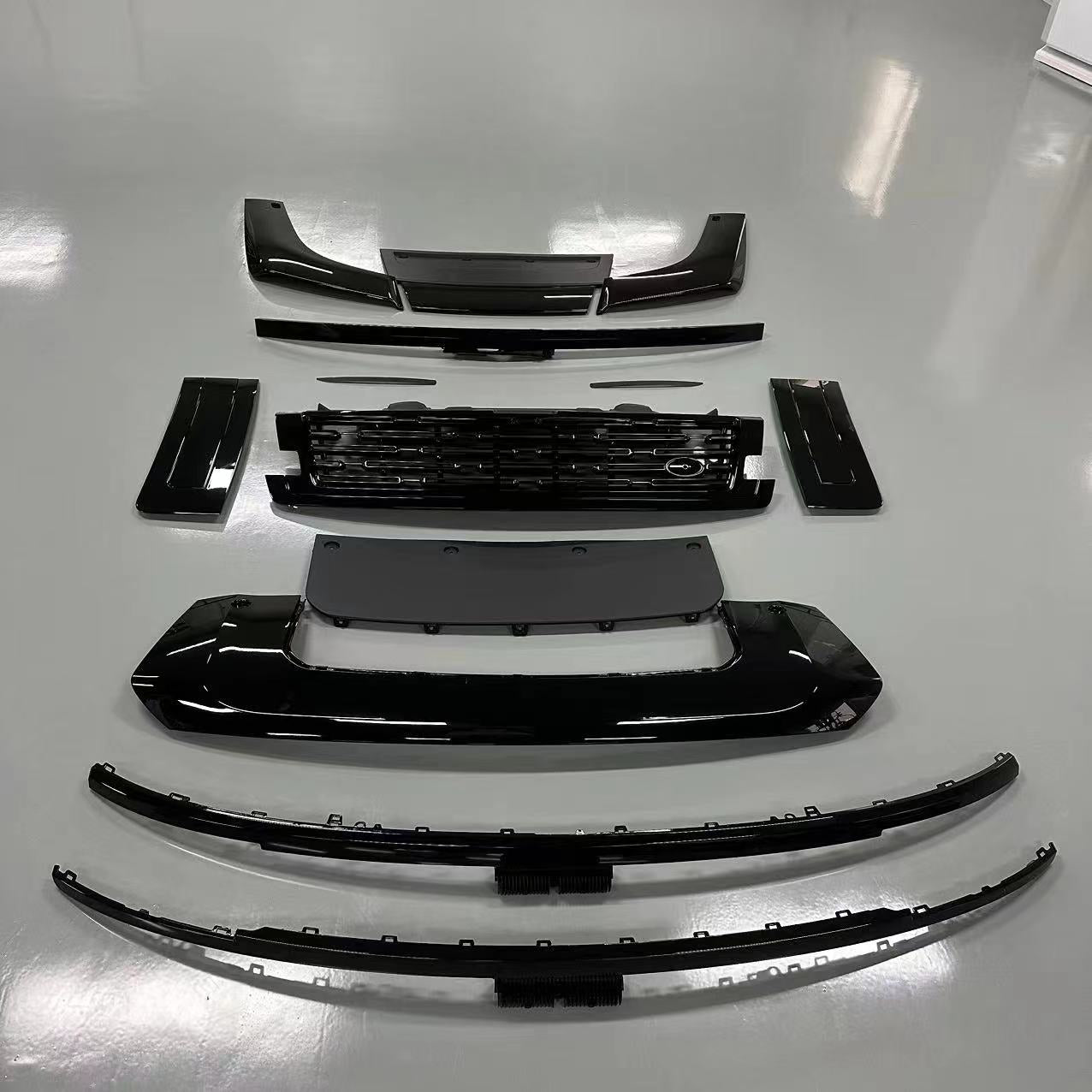 Gloss black exterior trim kit for Land Rover L460 2023+