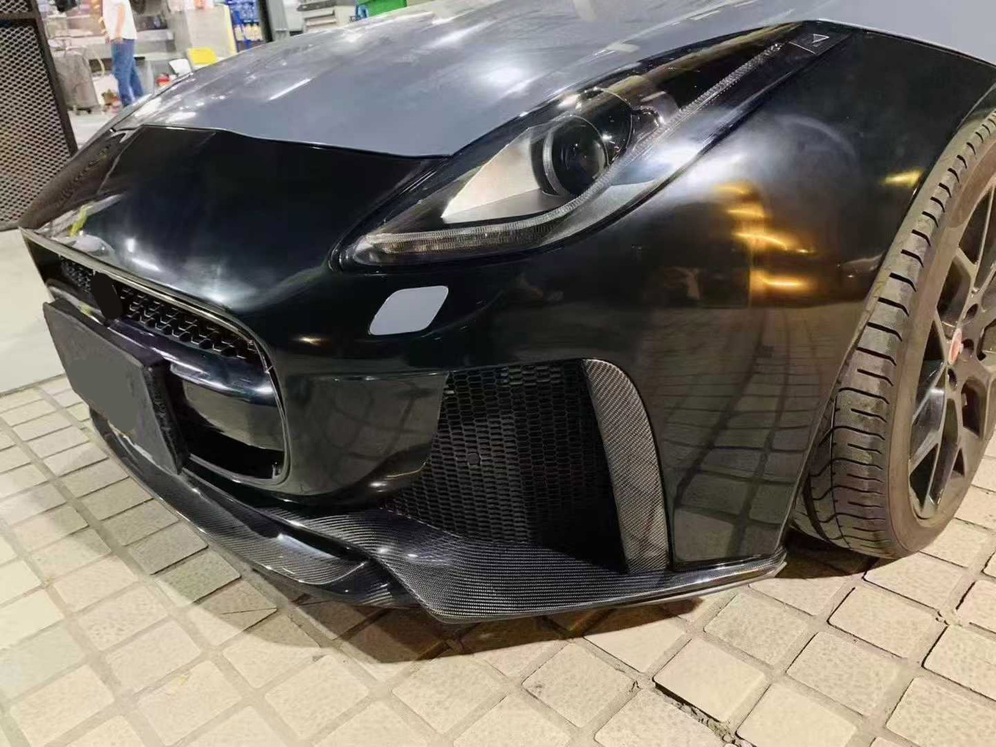 jaguar-f-space-iMP-bumper-carbon-lip