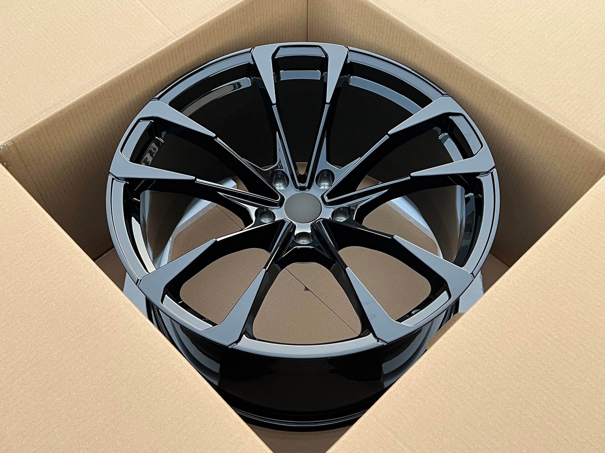 lamborghini-urus-style-gloss-black-forged-wheel-rims(1)