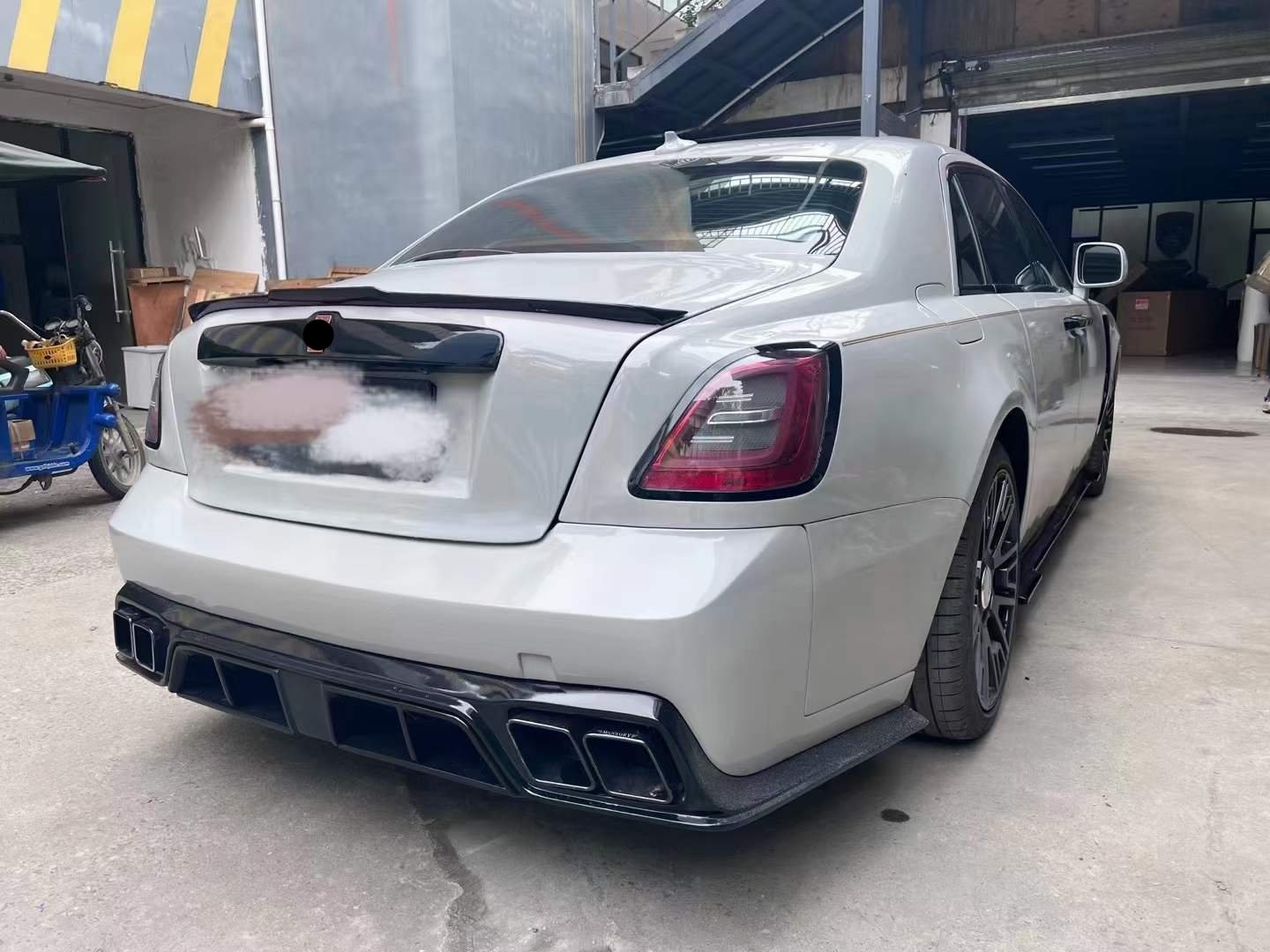 Dry carbon fiber conversion body kit for Rolls Royce Ghost 2020 - 2024