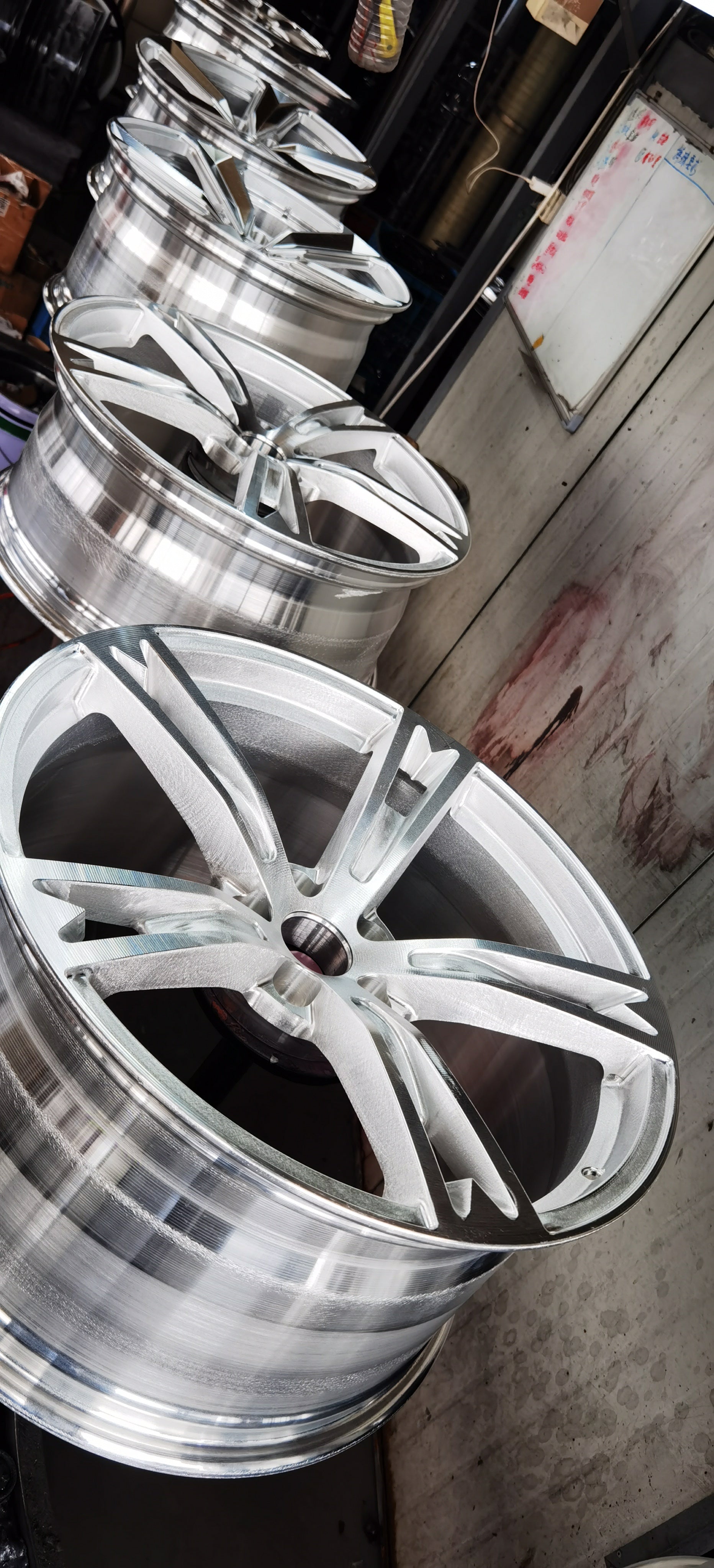 Monoblock Custom Forged Alloy Rims for Maserati Ghibli | GranTurismo | Levante | Quattroporte | MC20 | Grecale | 4200GT | 3200GT