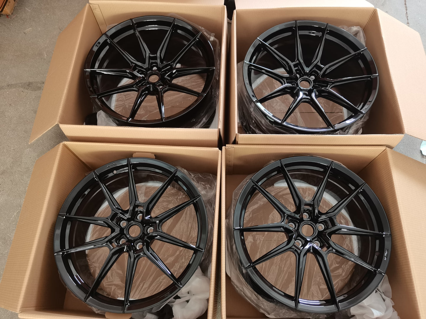 Monoblock Custom Forged Alloy Rims for McLaren 720S | 540C | 570S | 570GT | 600LT | 650S | 675LT | ARTURA | 765LT |  GTS | GT |  P1 | SENNA | MP4-12C | novitec NF9