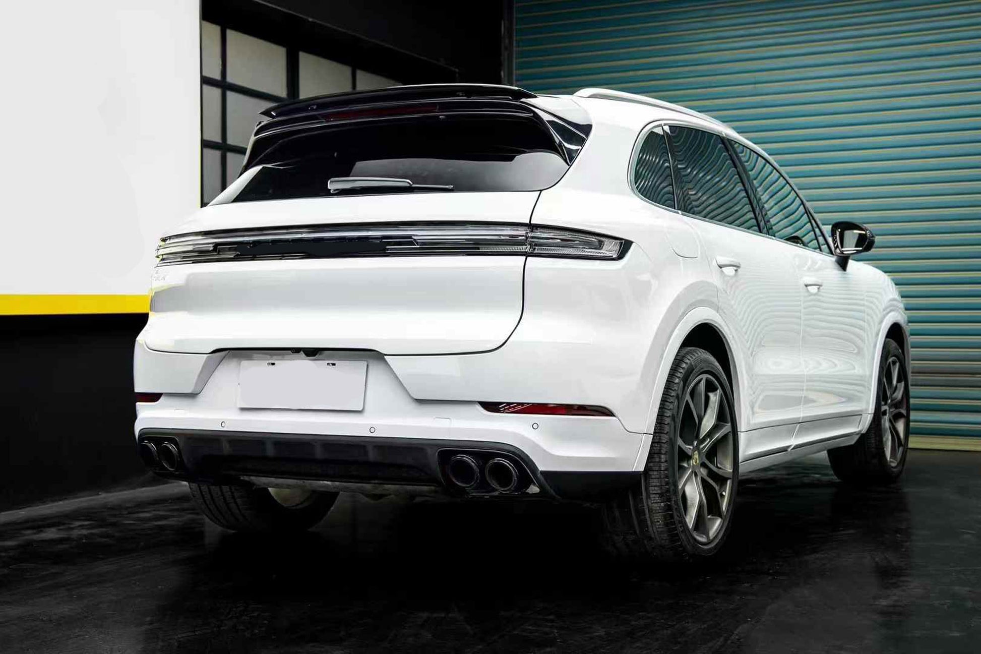 Porsche Cayenne 9Y0.2 2024 Turbo style body kit