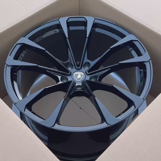 lamborghini-urus-style-gloss-black-forged-wheel-rims(1)