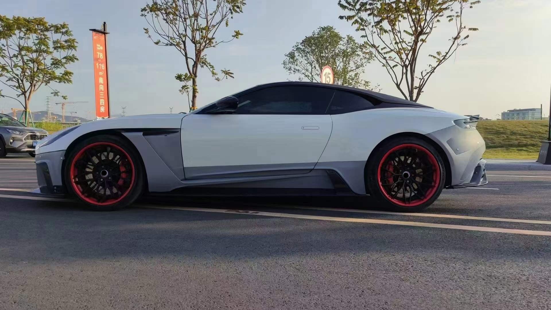 Forged Carbon Fiber Upgrade Body Kit For Aston Martin DB11 2016 - 2023 MSY