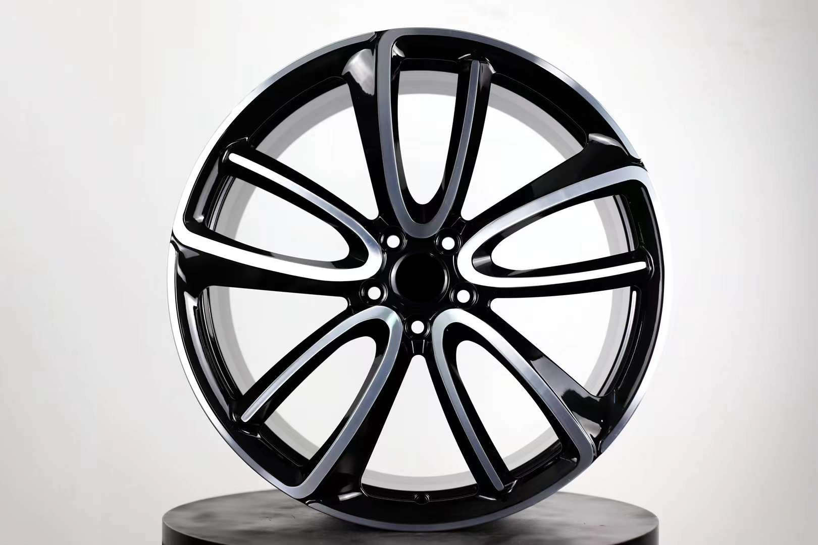 Monoblock Custom Forged Alloy Rims fits Bentley | Bentayga | Flying Spur | Continental GT | Mulsanne |