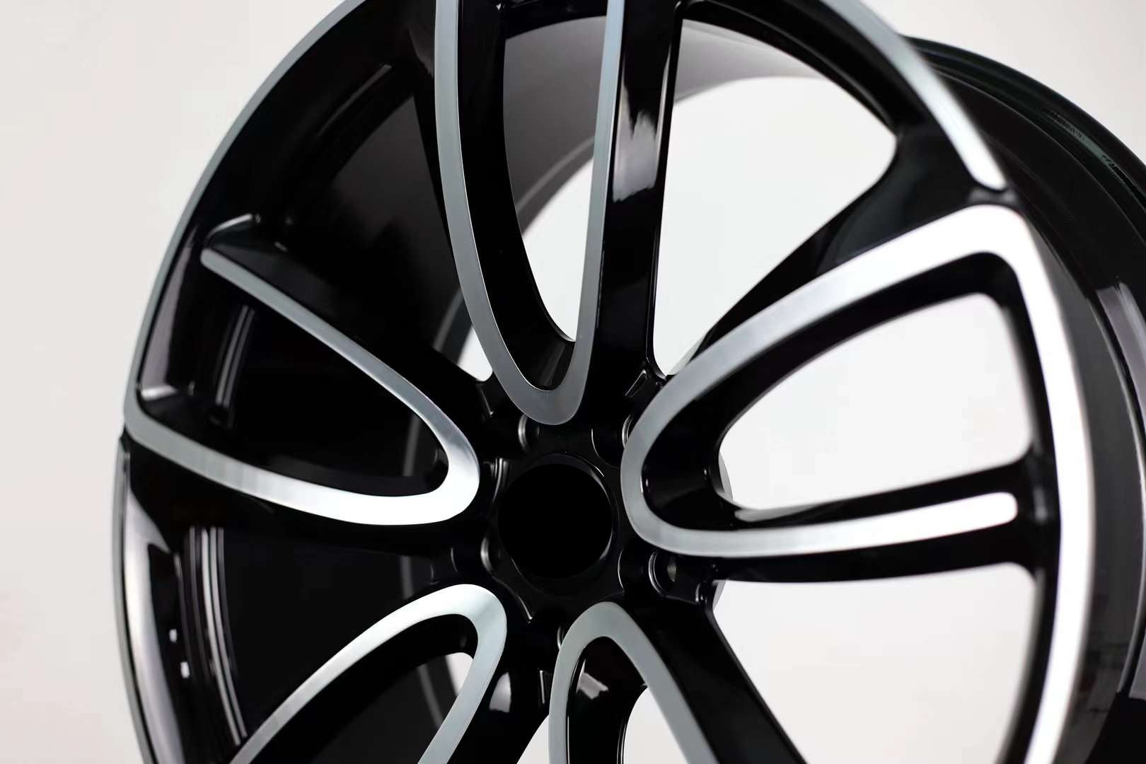 Monoblock Custom Forged Alloy Rims fits Bentley | Bentayga | Flying Spur | Continental GT | Mulsanne |